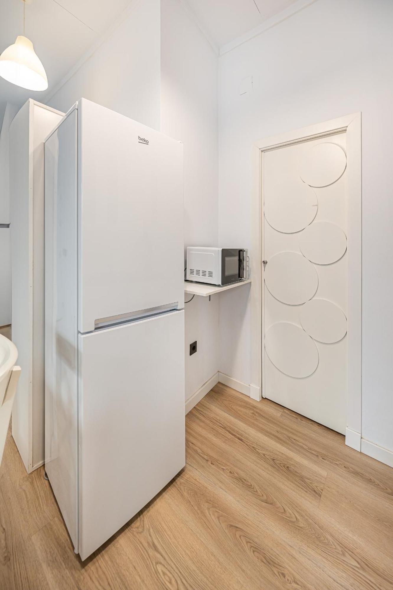 Dona Elvira Carreteria Apartment Малага Екстериор снимка