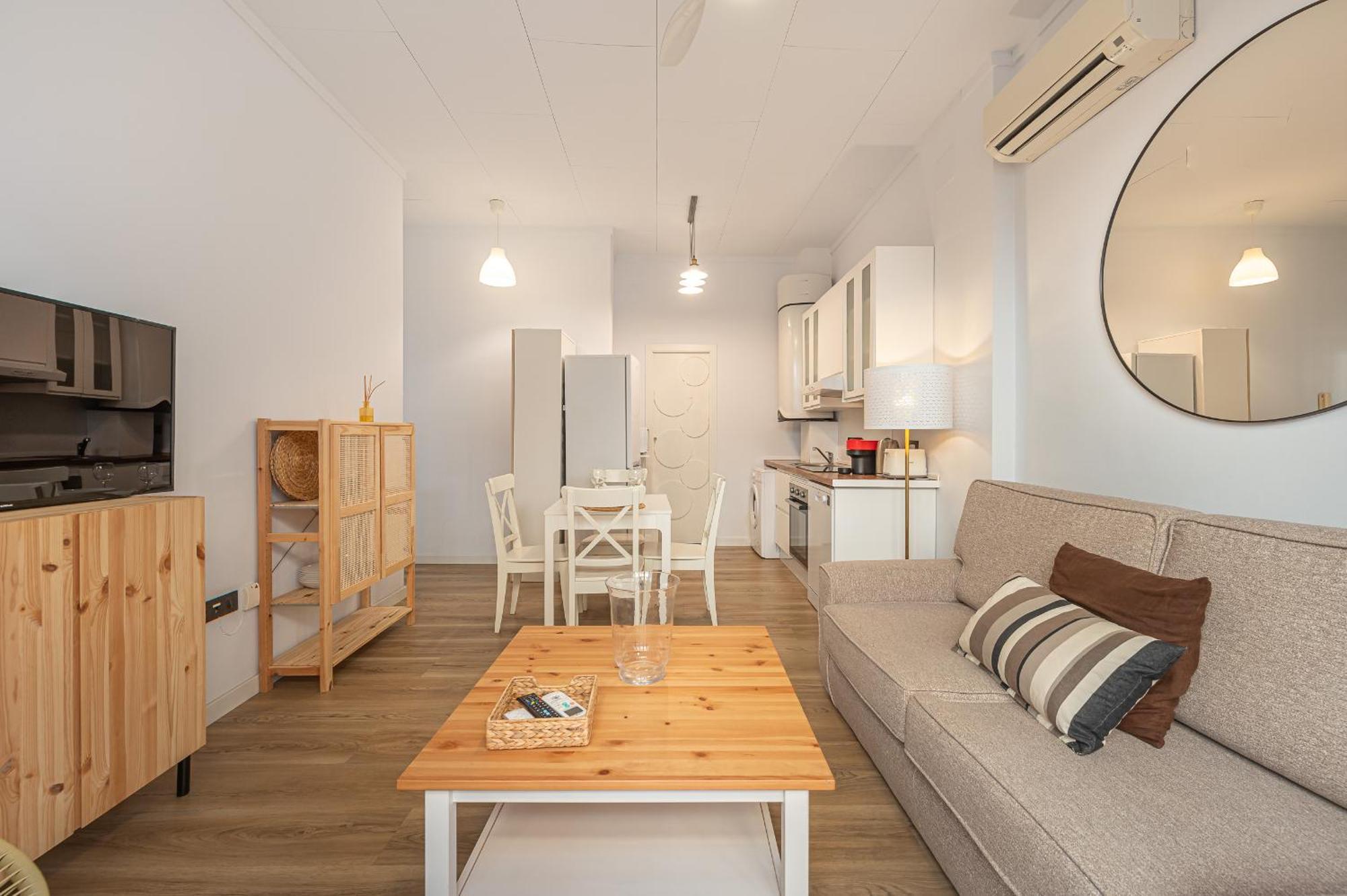 Dona Elvira Carreteria Apartment Малага Екстериор снимка