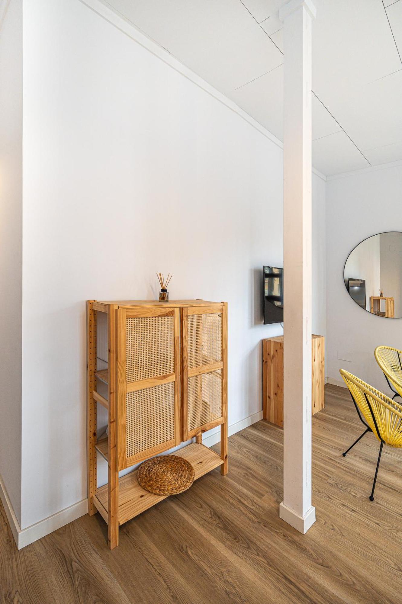 Dona Elvira Carreteria Apartment Малага Екстериор снимка