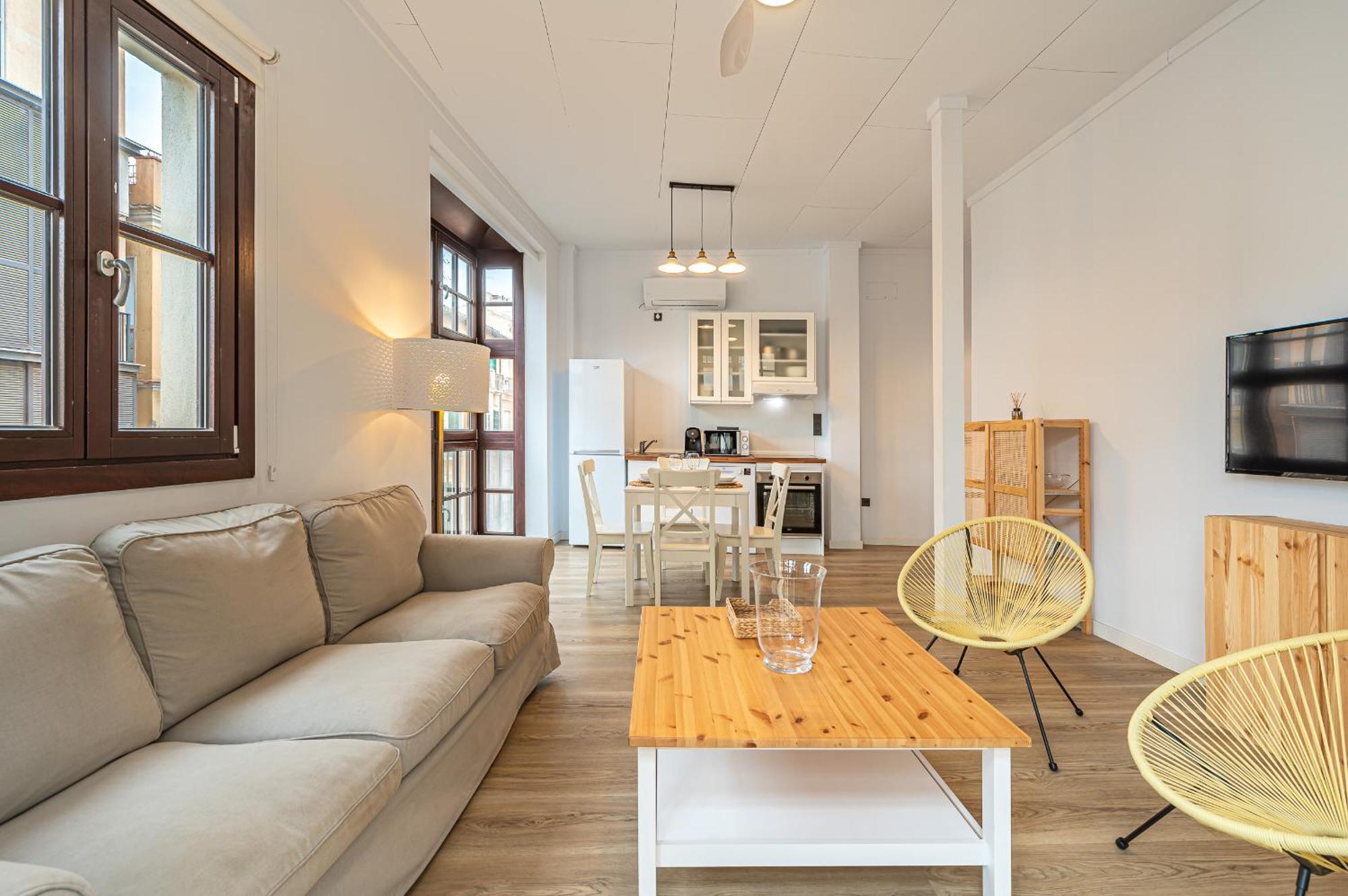 Dona Elvira Carreteria Apartment Малага Екстериор снимка